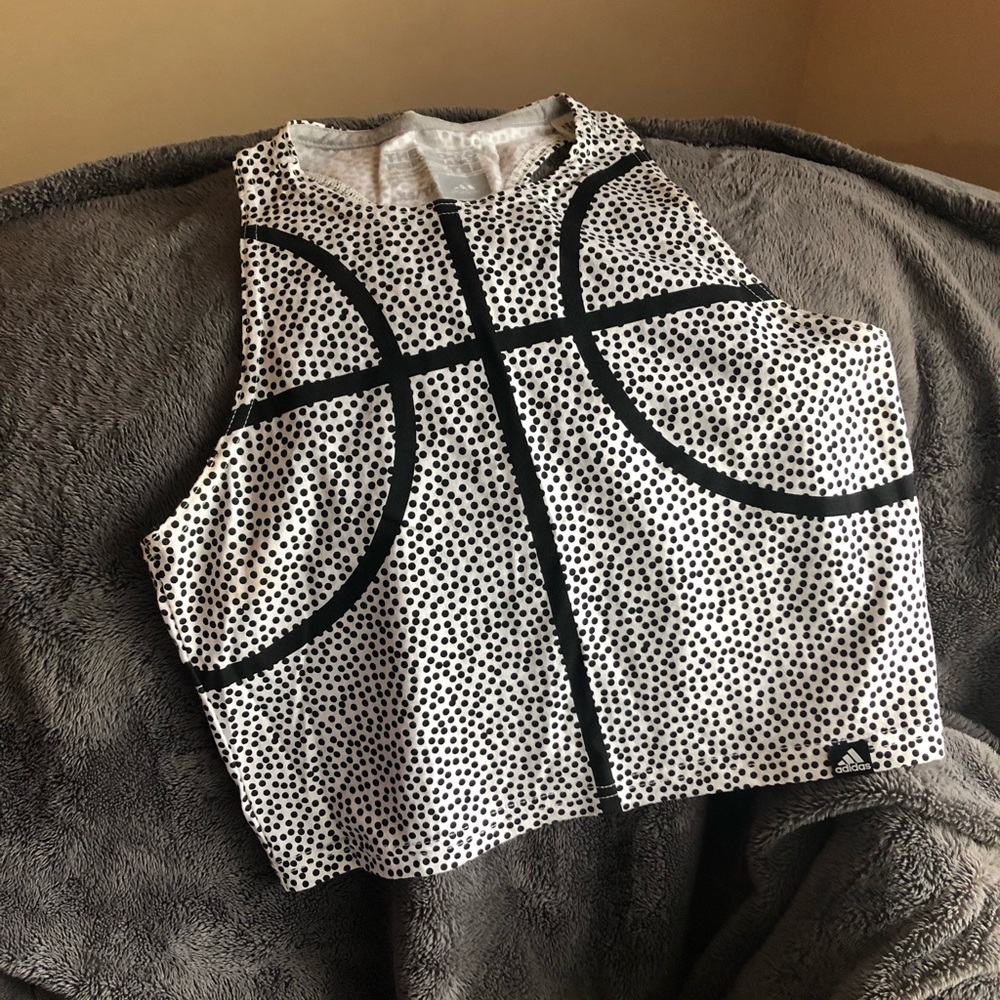 Adidas Crop tee size XS